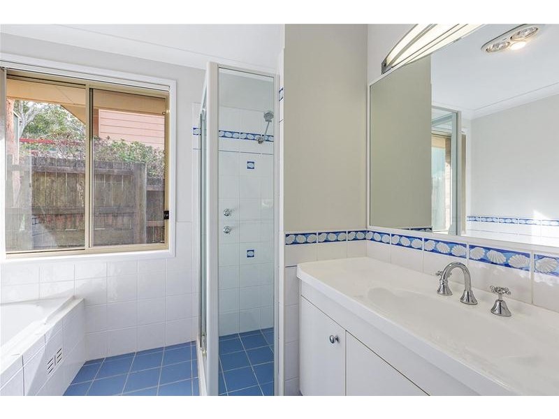 71 Yeramba Road, Summerland Point NSW 2259