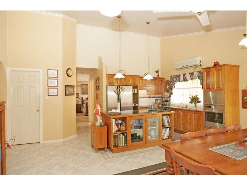 28 Winbin Crescent, Gwandalan NSW 2259