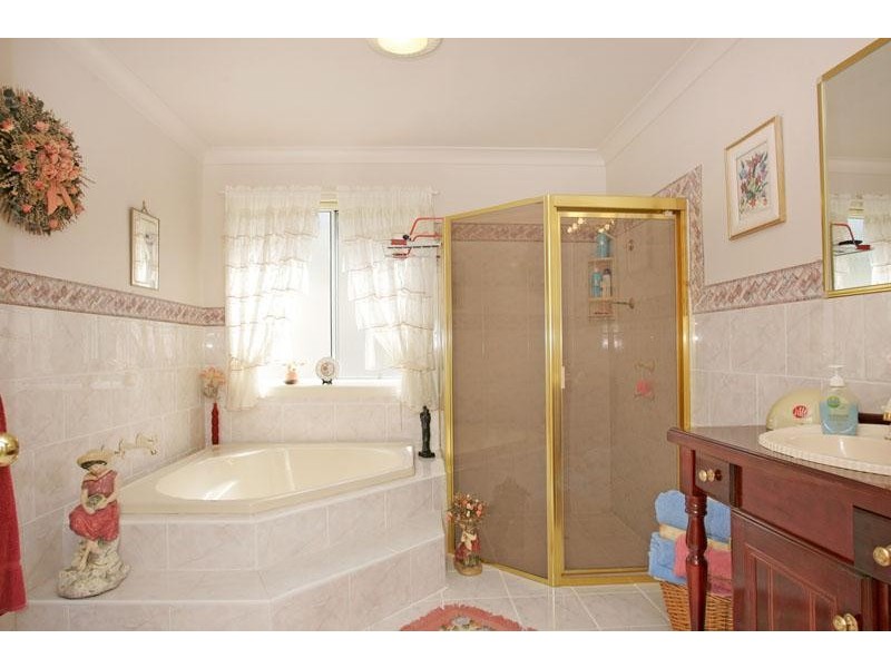 28 Winbin Crescent, Gwandalan NSW 2259