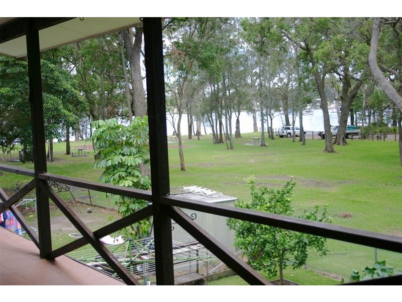 5 Kullaroo  Road, Summerland Point NSW 2259