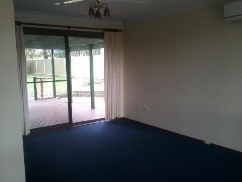 7 Blackford Avenue, Kanwal NSW 2259