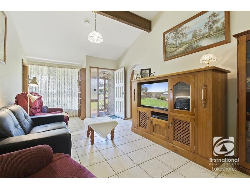 44 Cams Boulevard, Summerland Point NSW 2259