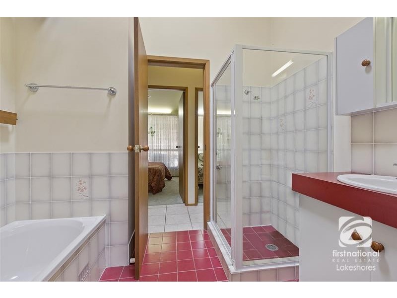 44 Cams Boulevard, Summerland Point NSW 2259