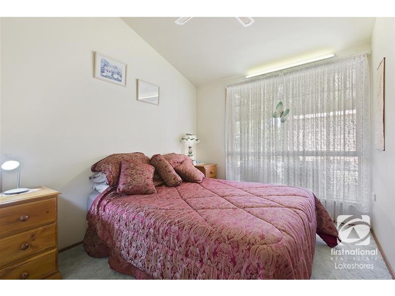 44 Cams Boulevard, Summerland Point NSW 2259