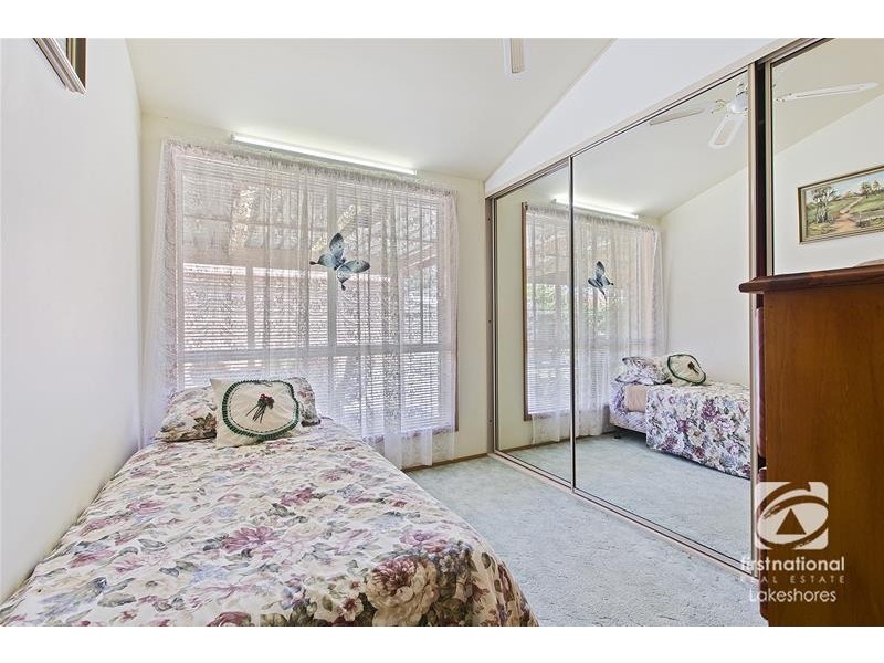 44 Cams Boulevard, Summerland Point NSW 2259