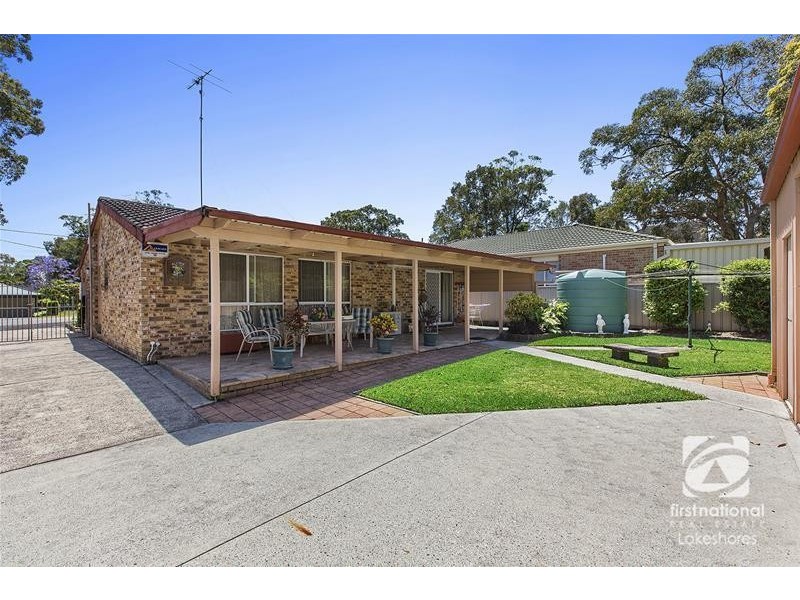 44 Cams Boulevard, Summerland Point NSW 2259