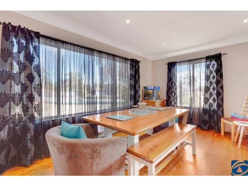 107 Cams Boulevard, Summerland Point NSW 2259