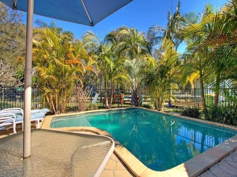 12 Ginganup Road, Summerland Point NSW 2259