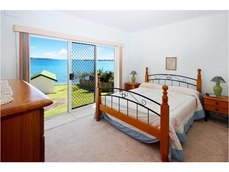 20 Scott Road, Mannering Park NSW 2259