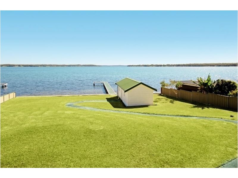 20 Scott Road, Mannering Park NSW 2259