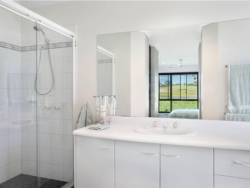 54 Scenic Circle, Budgewoi NSW 2262