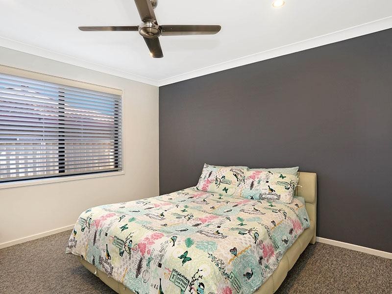54 Scenic Circle, Budgewoi NSW 2262