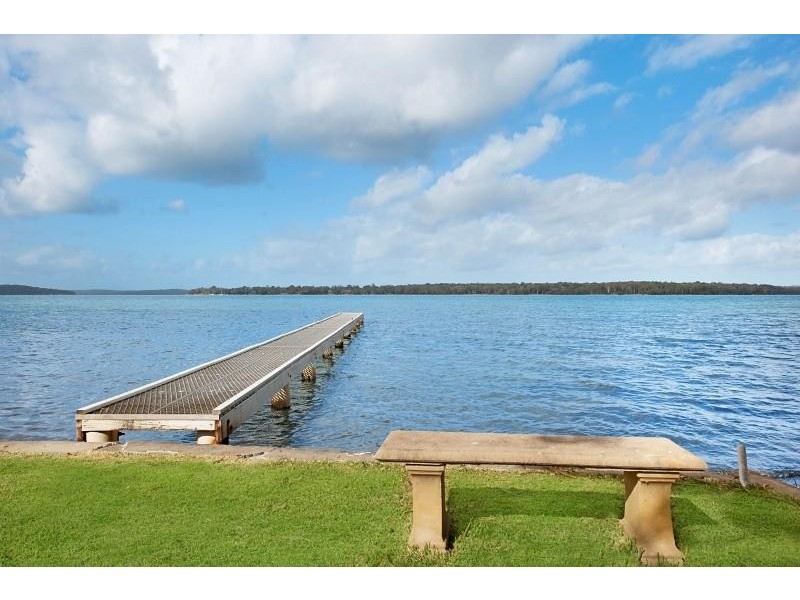 30 Scott Road, Mannering Park NSW 2259