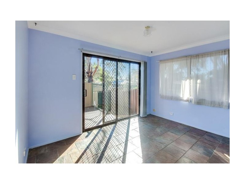 36 Griffith Street, Mannering Park NSW 2259