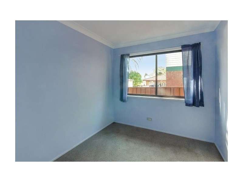 36 Griffith Street, Mannering Park NSW 2259