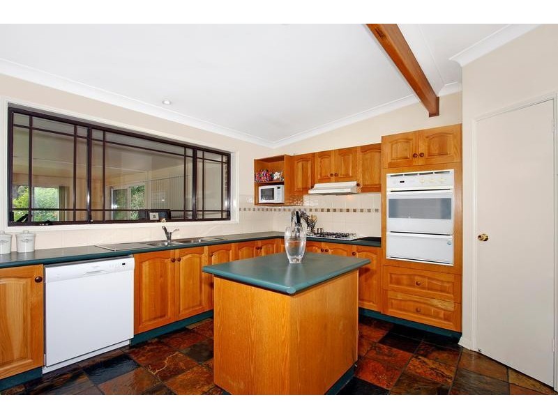 9 Birrabang Avenue, Summerland Point NSW 2259