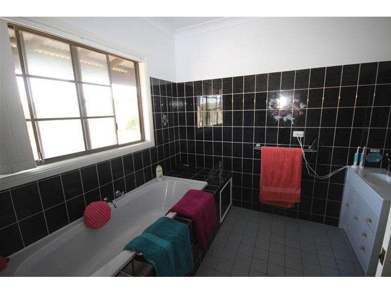 5 Imga Street, Gwandalan NSW 2259