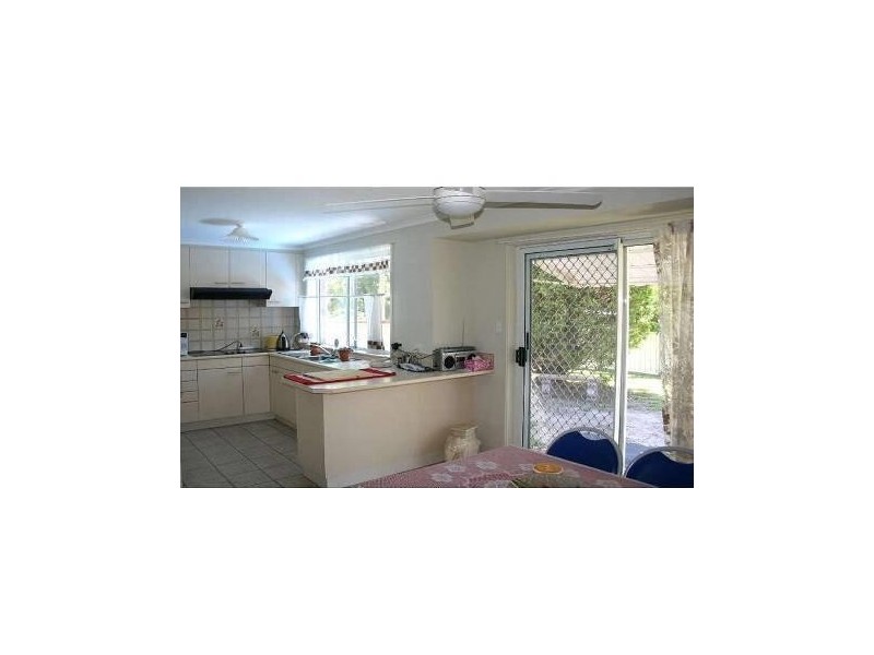 34 Tarwarri Road, Summerland Point NSW 2259