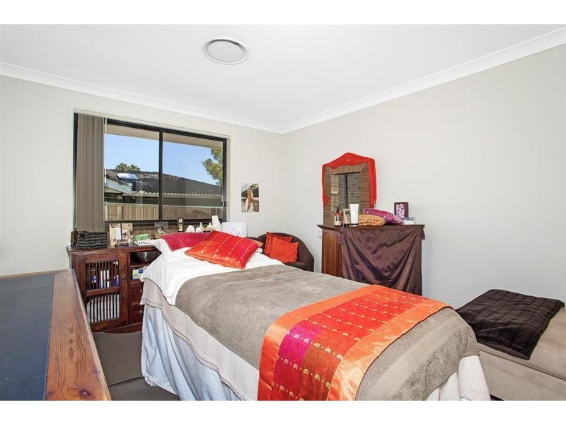 74 Catherine Street, Mannering Park NSW 2259