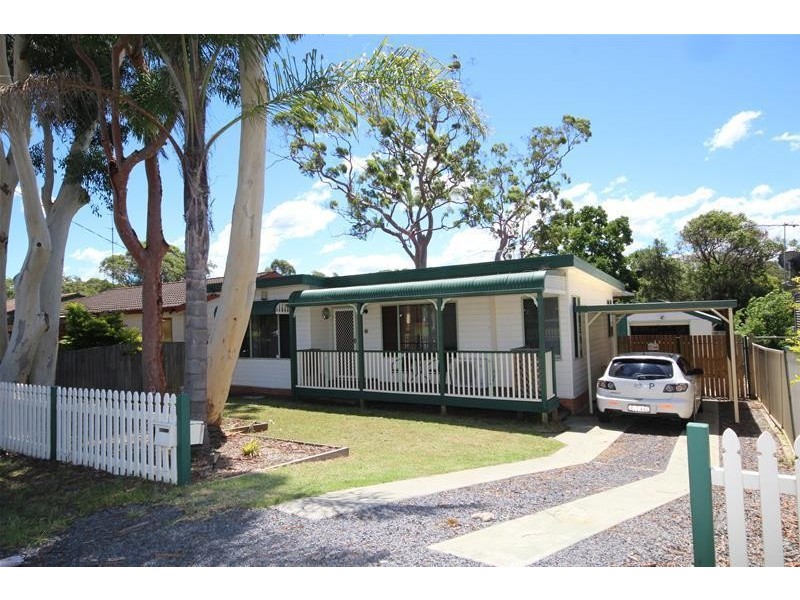 20 Spencer Street, Mannering Park NSW 2259