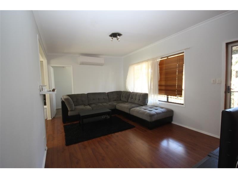 20 Spencer Street, Mannering Park NSW 2259