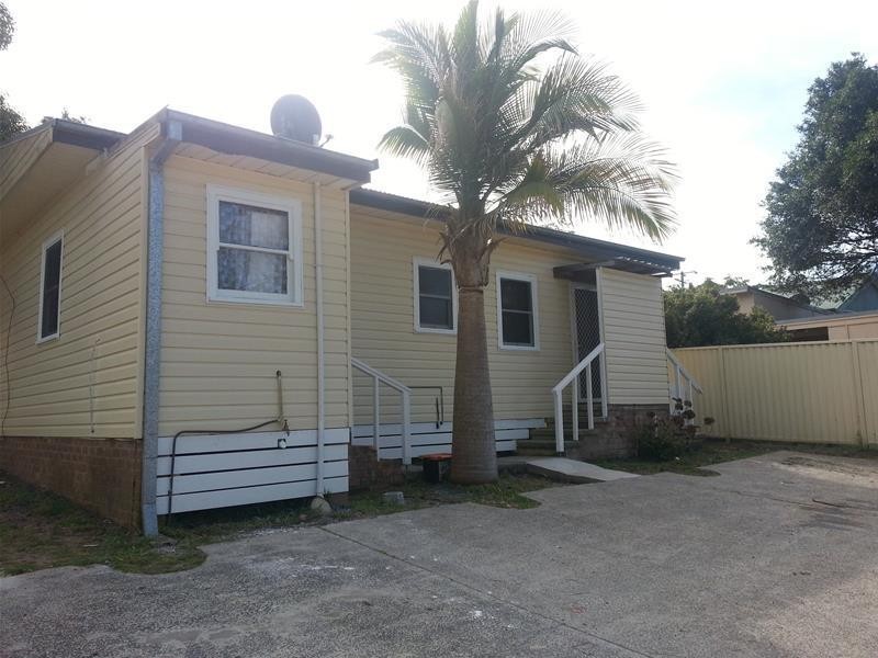 64A Vales Road, Mannering Park NSW 2259