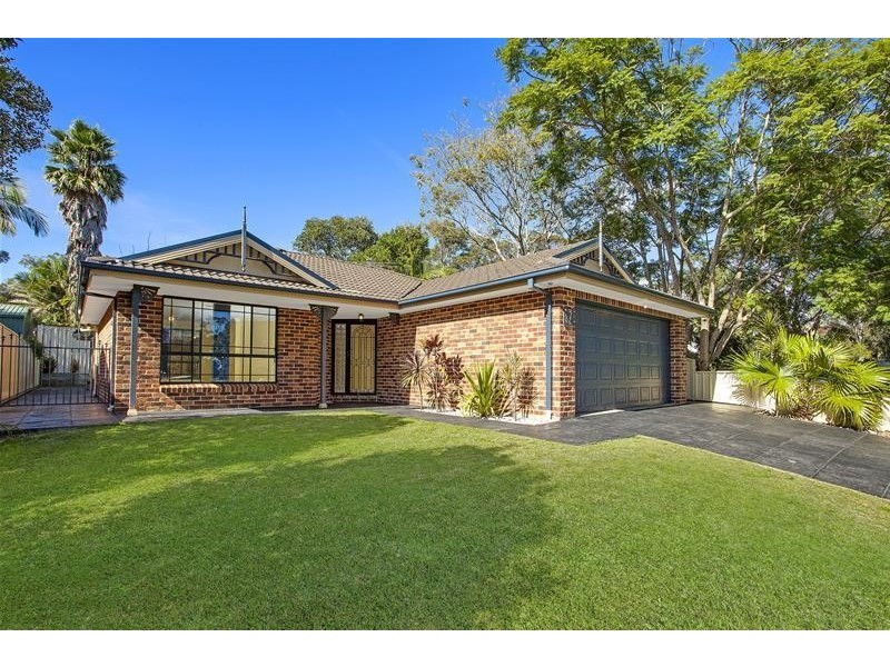 17 Kapala Avenue, Summerland Point NSW 2259