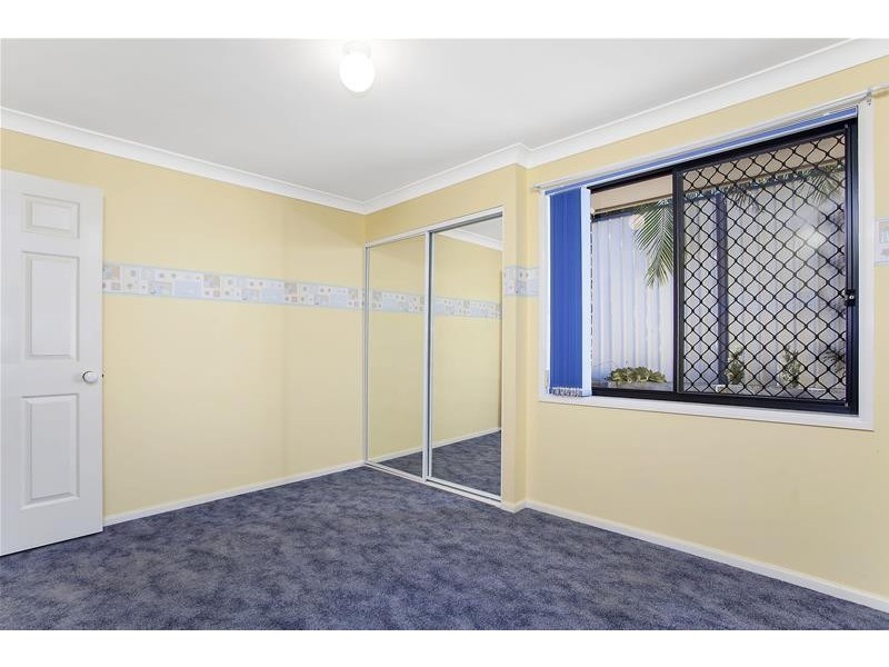 17 Kapala Avenue, Summerland Point NSW 2259