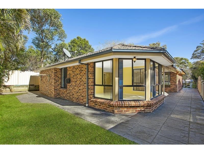 17 Kapala Avenue, Summerland Point NSW 2259