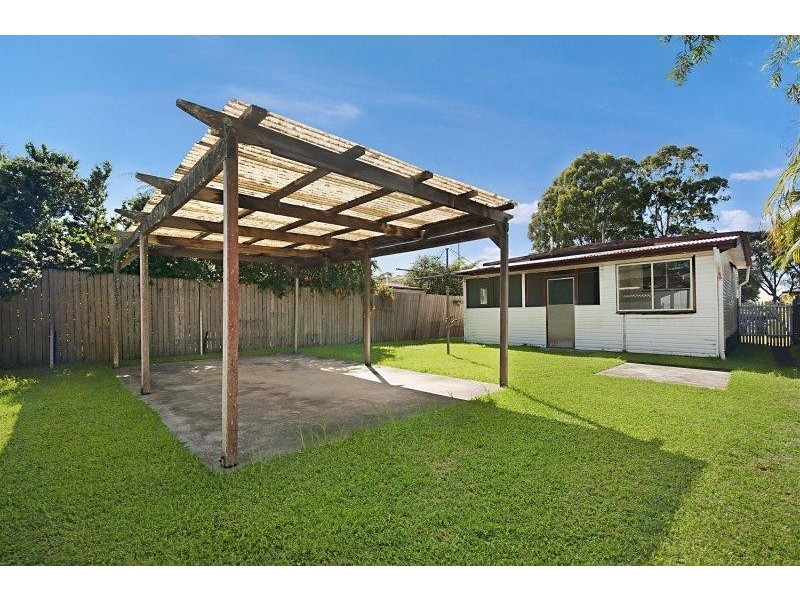 37 Ravenswood Street, Mannering Park NSW 2259