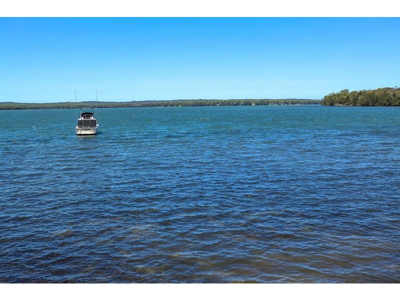 119 Griffith Street, Mannering Park NSW 2259