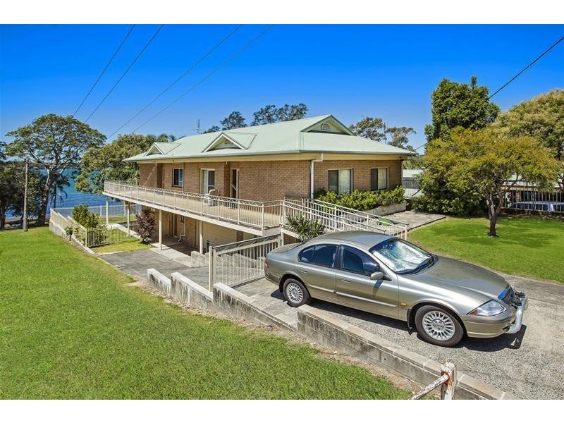 119 Griffith Street, Mannering Park NSW 2259