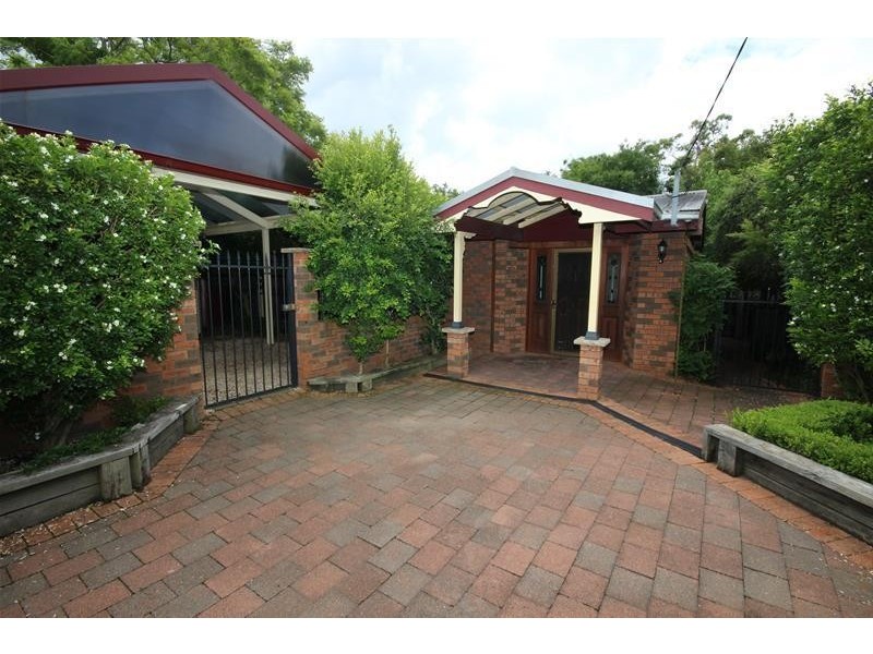 46 Yeramba Road, Summerland Point NSW 2259