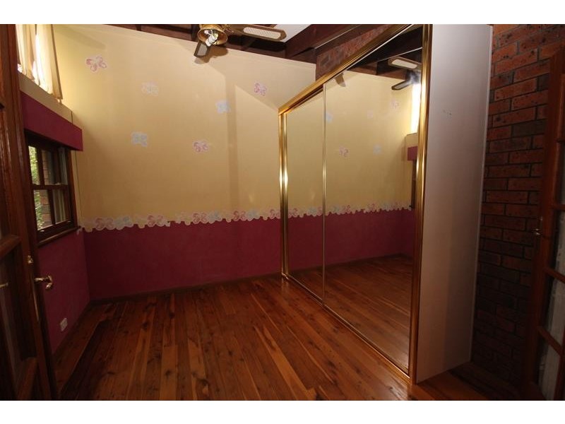 46 Yeramba Road, Summerland Point NSW 2259