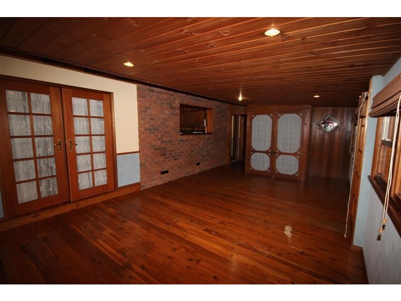 46 Yeramba Road, Summerland Point NSW 2259