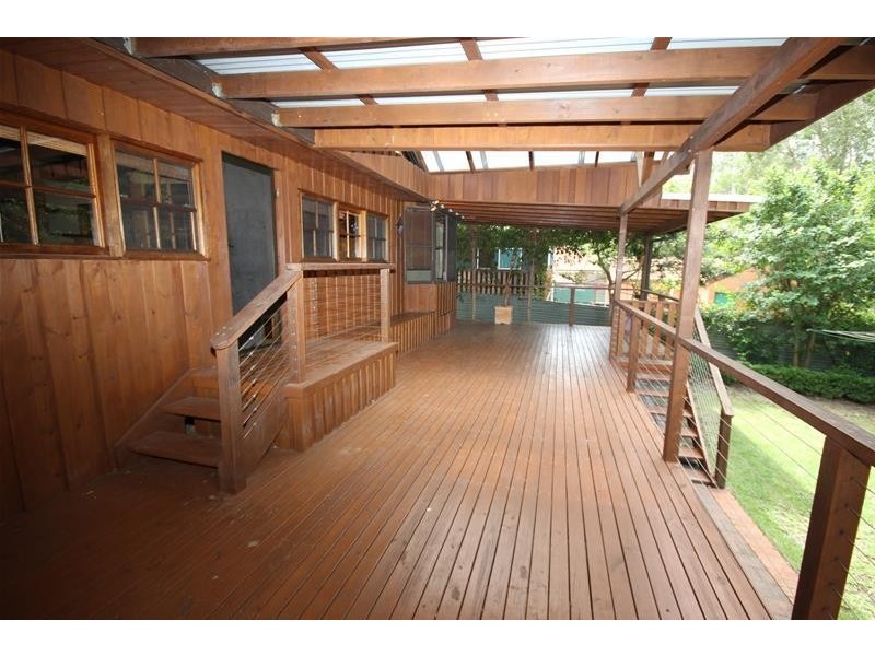 46 Yeramba Road, Summerland Point NSW 2259