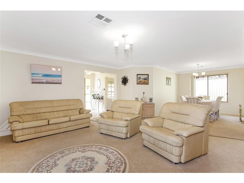 32 Bell Brae Avenue, Gwandalan NSW 2259