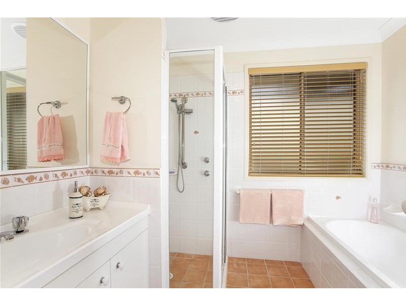 32 Bell Brae Avenue, Gwandalan NSW 2259