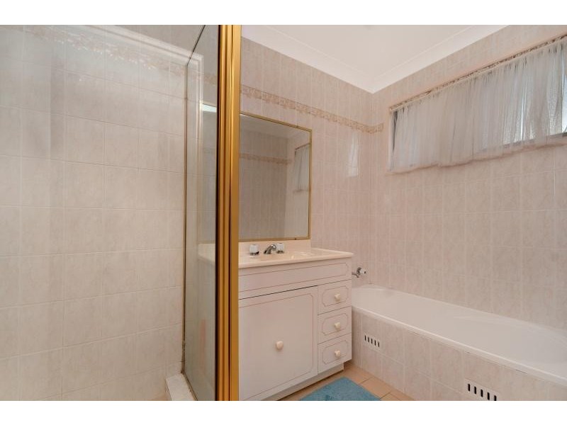 2 Elabana Avenue, Chain Valley Bay NSW 2259