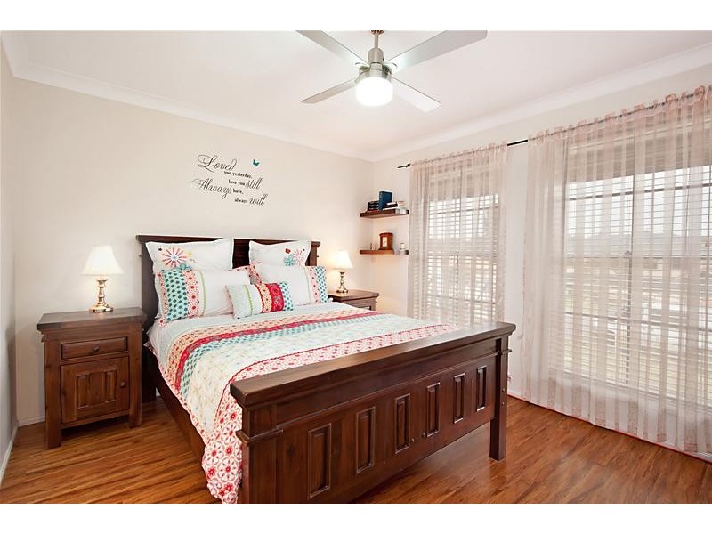 3 Mariner Close, Summerland Point NSW 2259