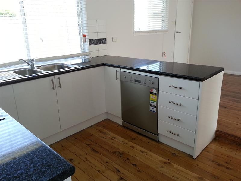 56 Manuka  Parade, Gorokan NSW 2263