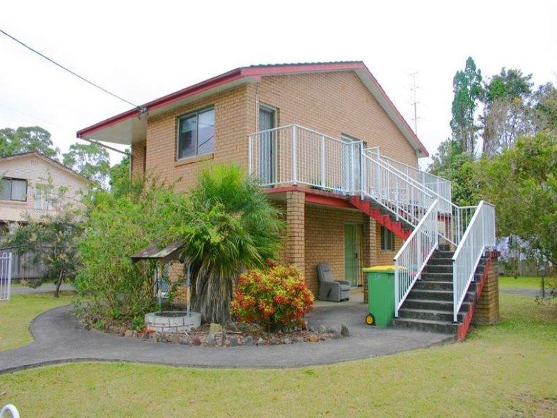 1/115 Vales Road, Mannering Park NSW 2259