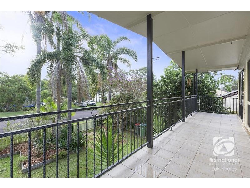 12 Macquarie Road, Mannering Park NSW 2259