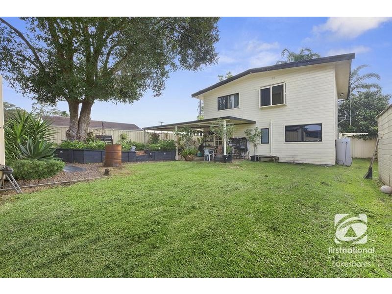 12 Macquarie Road, Mannering Park NSW 2259