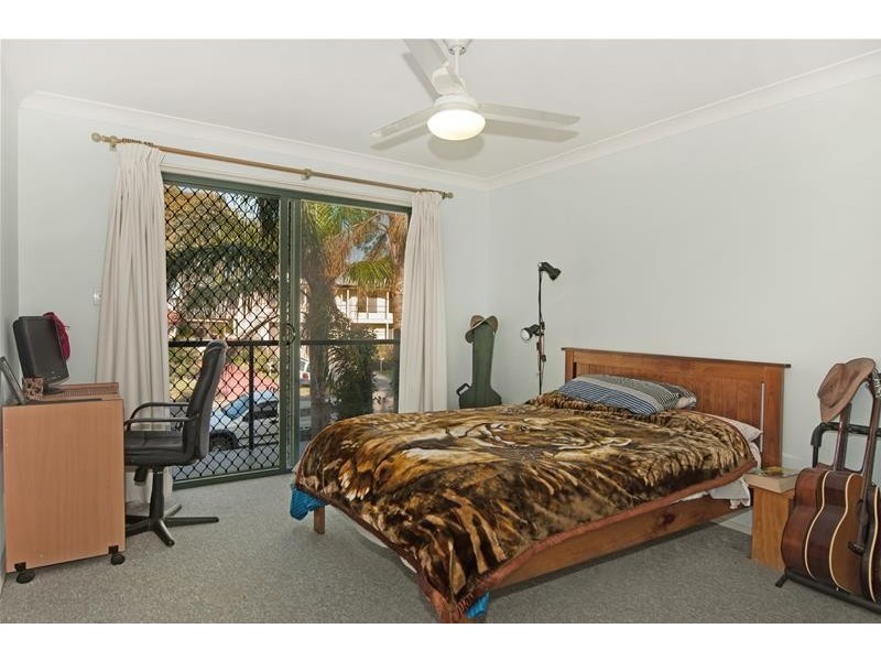 9B Marmion Street, Mannering Park NSW 2259