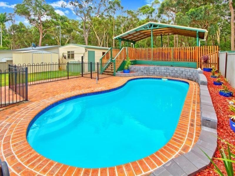 33 Asquith Avenue, Windermere Park NSW 2264
