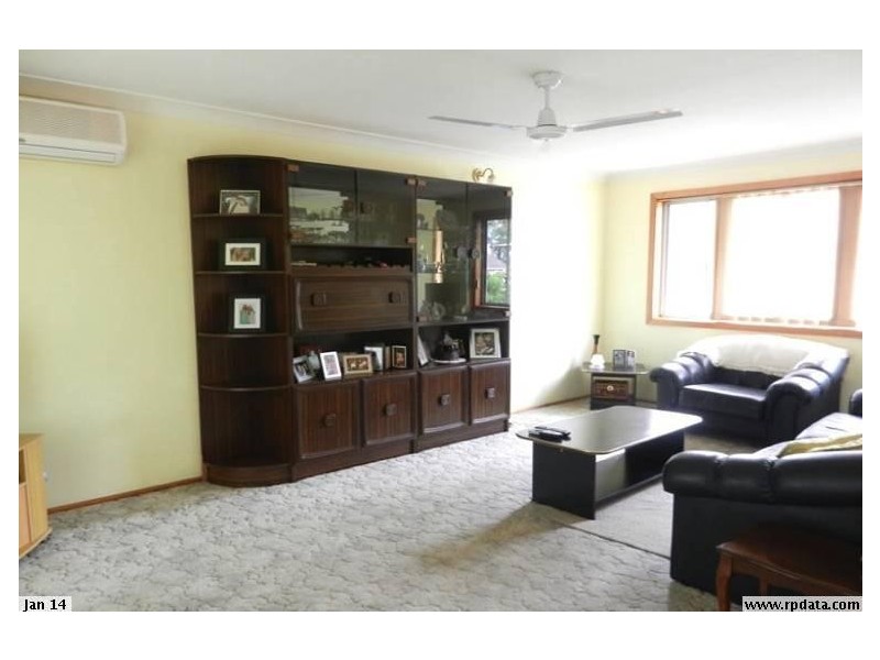 1 Nepean Avenue, Mannering Park NSW 2259