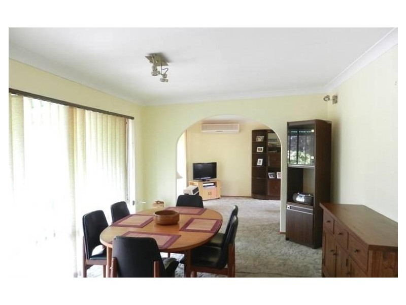 1 Nepean Avenue, Mannering Park NSW 2259