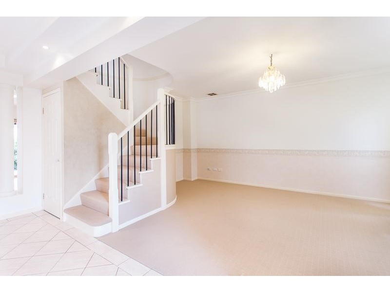 7 Daintree Crescent, Blue Haven NSW 2262