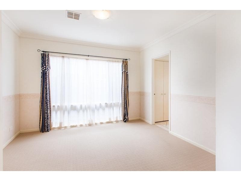 7 Daintree Crescent, Blue Haven NSW 2262